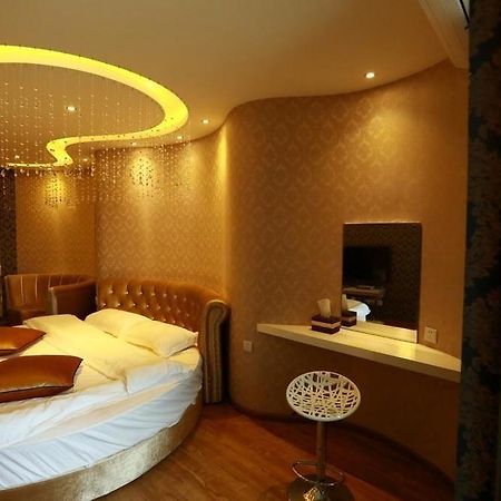 Yawei Apartment Hotel Куньмін Екстер'єр фото