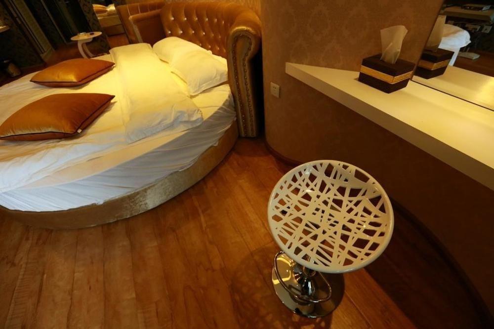 Yawei Apartment Hotel Куньмін Екстер'єр фото