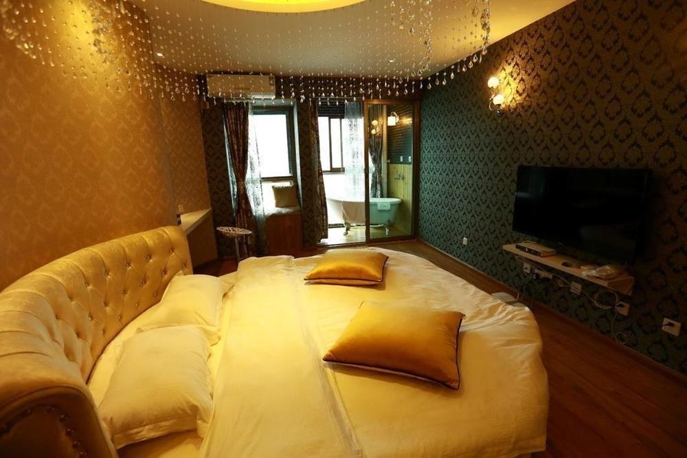 Yawei Apartment Hotel Куньмін Екстер'єр фото