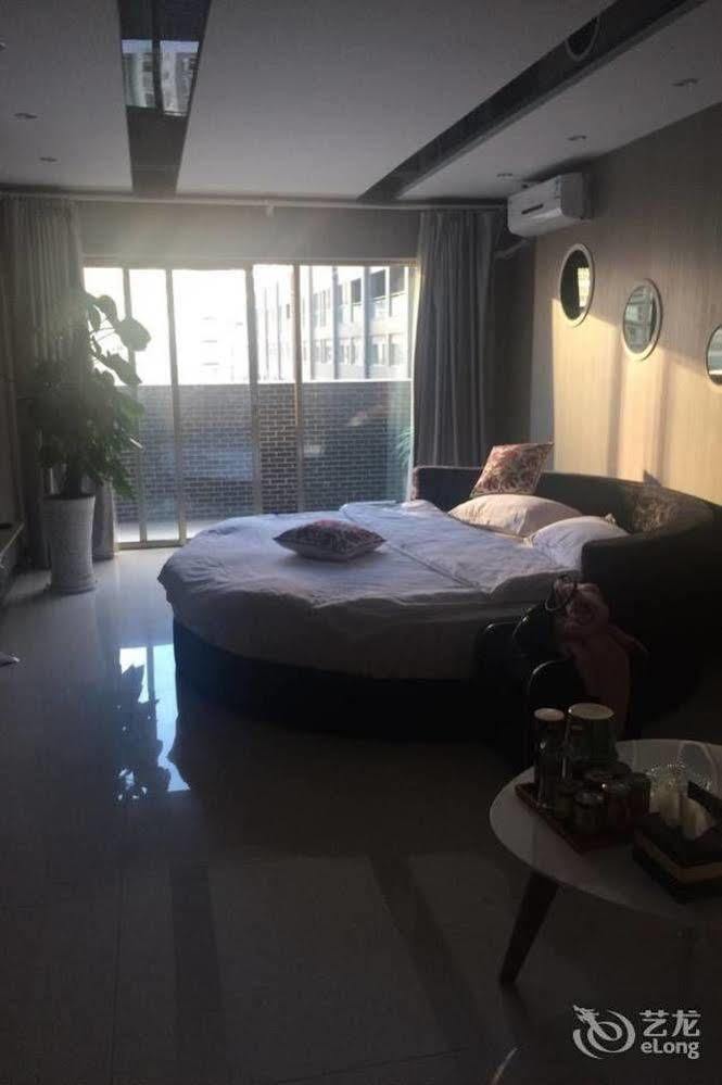 Yawei Apartment Hotel Куньмін Екстер'єр фото
